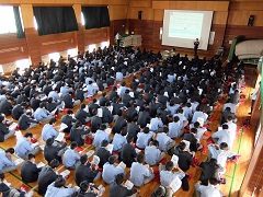 2016_0513進路講演会1年次s009