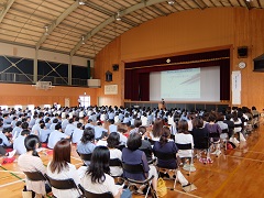 2016_0617進路講演会_1年次_太田s003